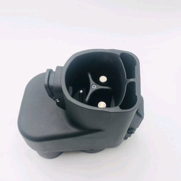 Black NACS to CCS1 Adapter - Picture 3 of 6